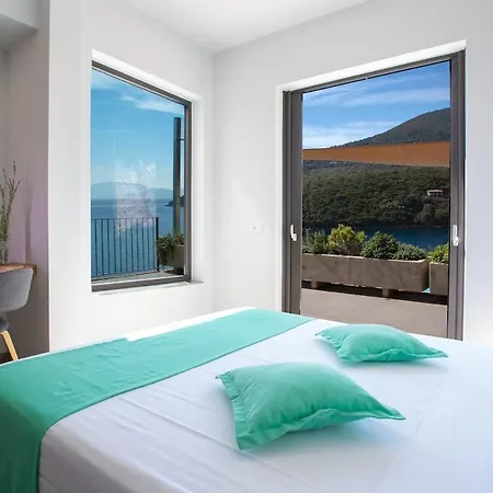 Kalamos -elegant With Direct Sea Access Syvota