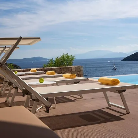 Kalamos -elegant With Direct Sea Access * Syvota