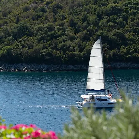 Villa Kalamos -elegant With Direct Sea Access Syvota