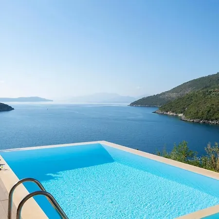 Kalamos -elegant With Direct Sea Access Βίλα