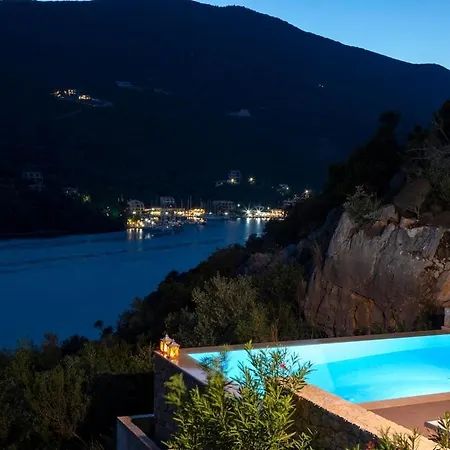 Villa Kalamos -elegant With Direct Sea Access Syvota